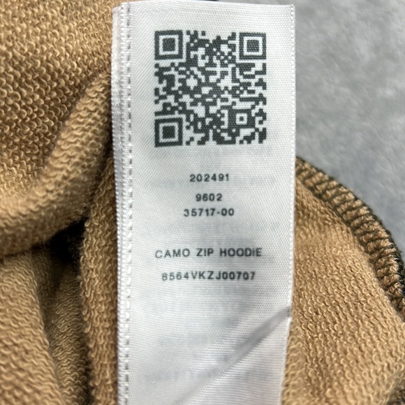 🎯True Religion Camo Zip Hoodie Size Large - Picture 9 of 12